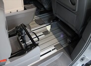 Volkswagen Multivan 26