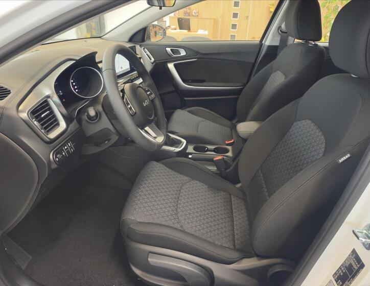 KIA Ceed 9