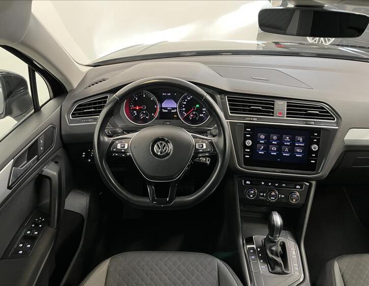 Volkswagen Tiguan 5