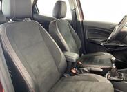 Ford EcoSport 7