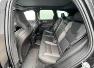 Volvo XC60 13