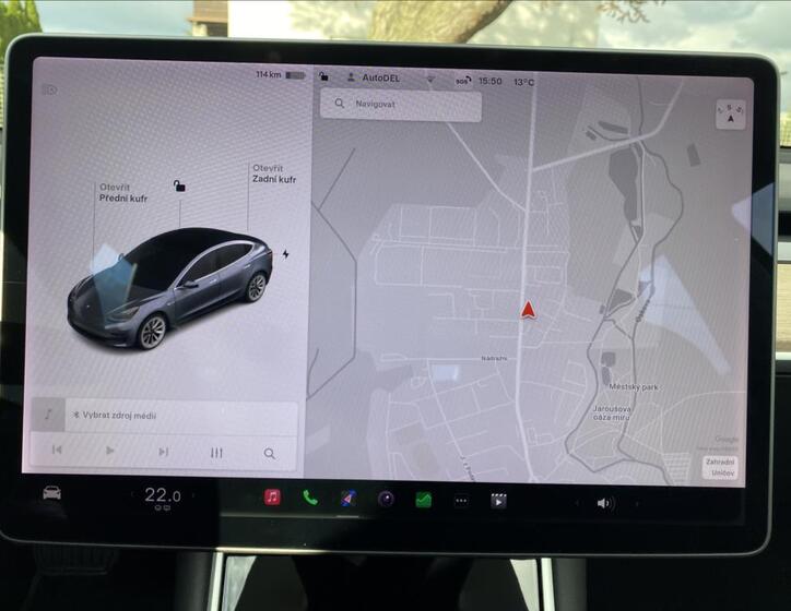 Tesla Model 3 18