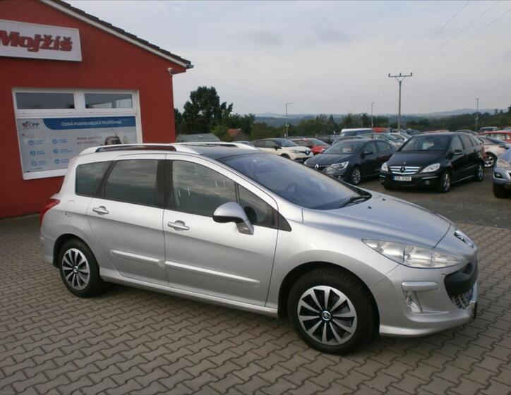 Peugeot 308 7