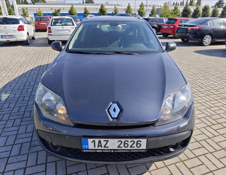 Renault Laguna 9