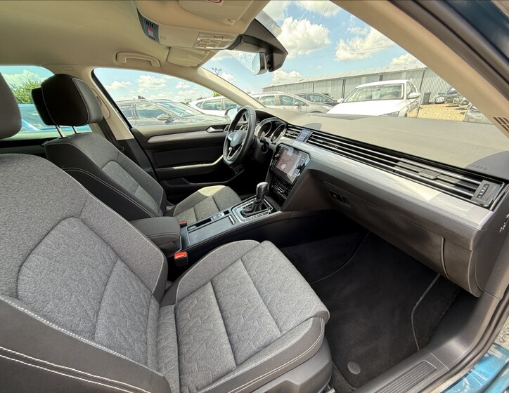 Volkswagen Passat 35