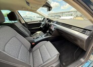 Volkswagen Passat 35