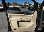 Volkswagen Touran 13