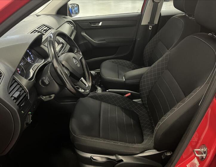 Škoda Fabia 12