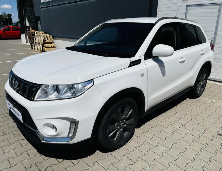 Suzuki Vitara 1