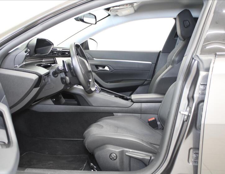 Peugeot 508 6