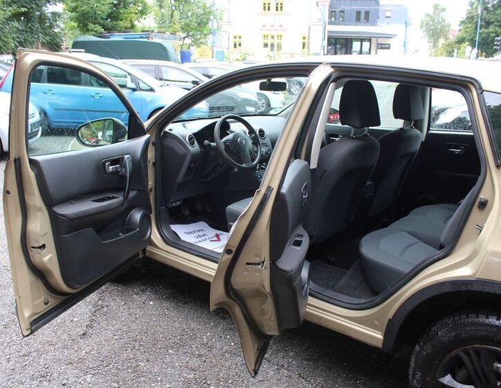 Nissan Qashqai 11