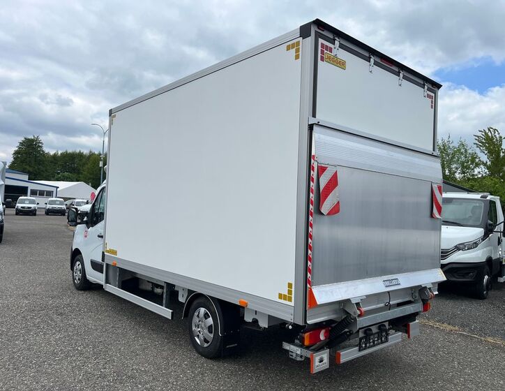 Renault Master 4
