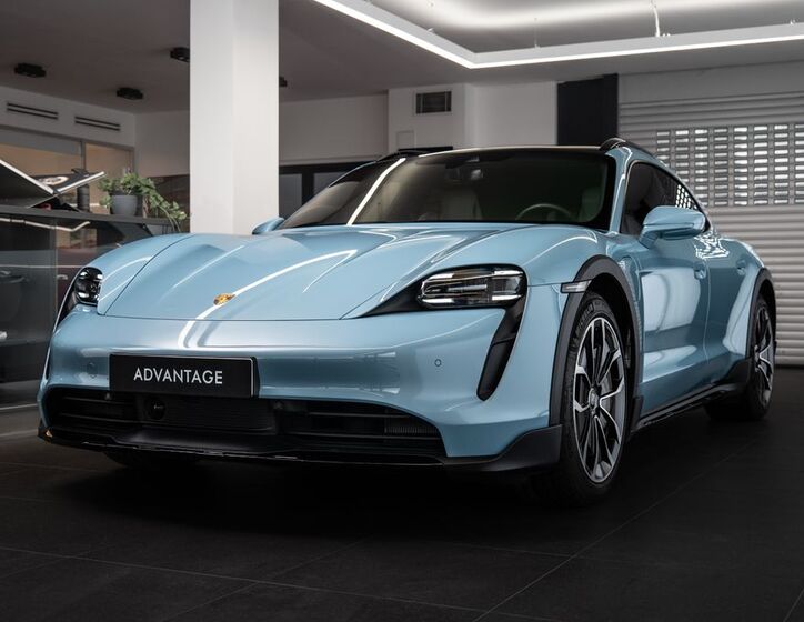 Porsche Taycan 1
