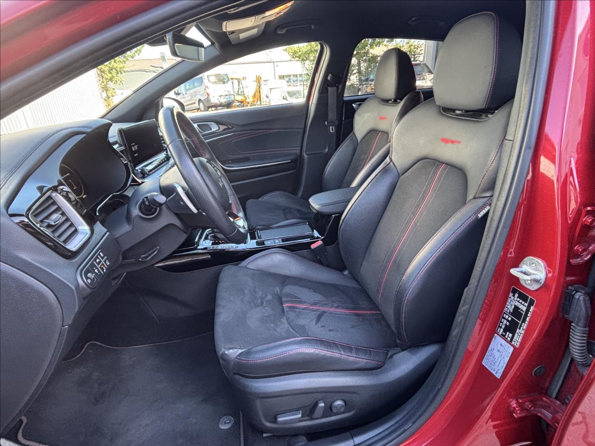 KIA ProCeed