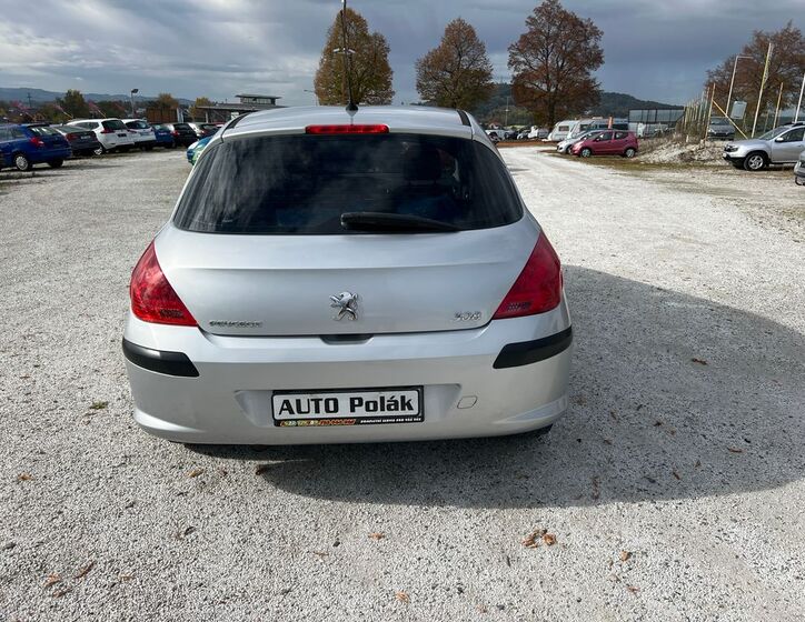 Peugeot 308 13