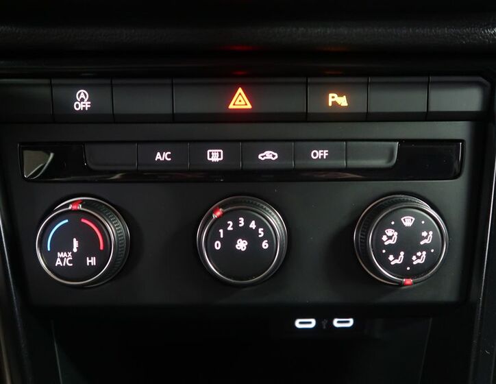 Volkswagen T-Roc 23