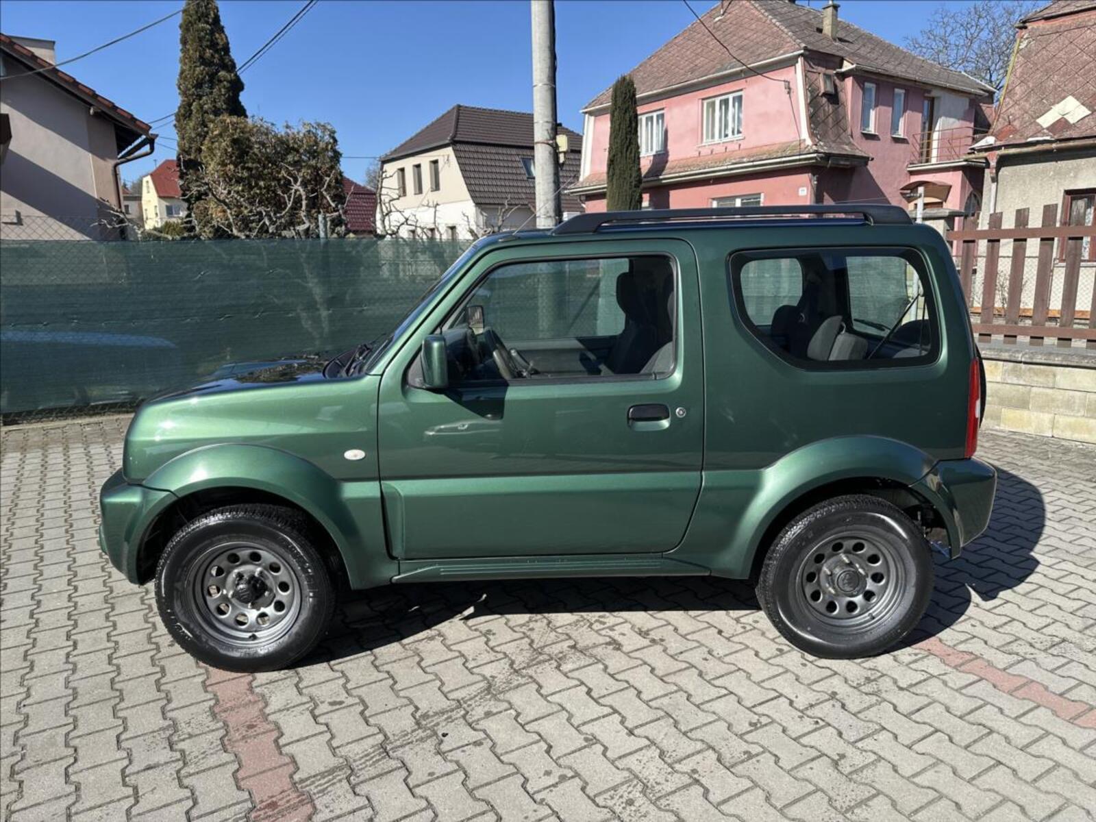 Suzuki Jimny 8