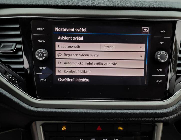 Volkswagen T-Roc 29