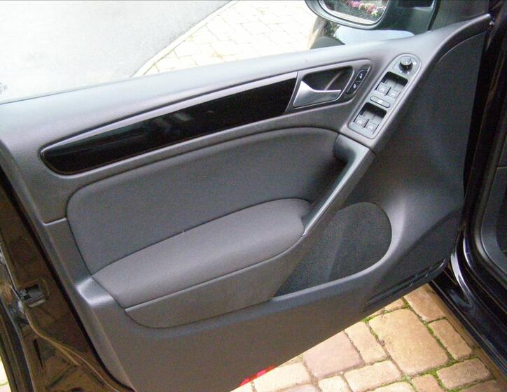Volkswagen Golf 13