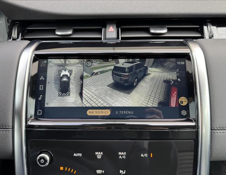 Land Rover Discovery Sport 25