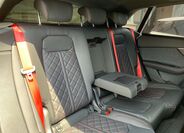 Audi Q8 28