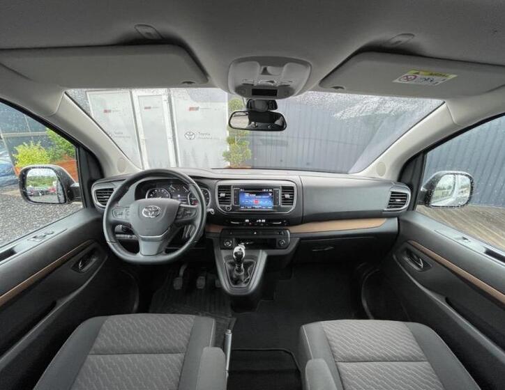 Toyota ProAce Verso 15