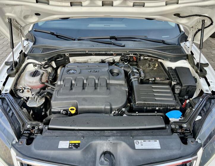 Škoda Superb 44