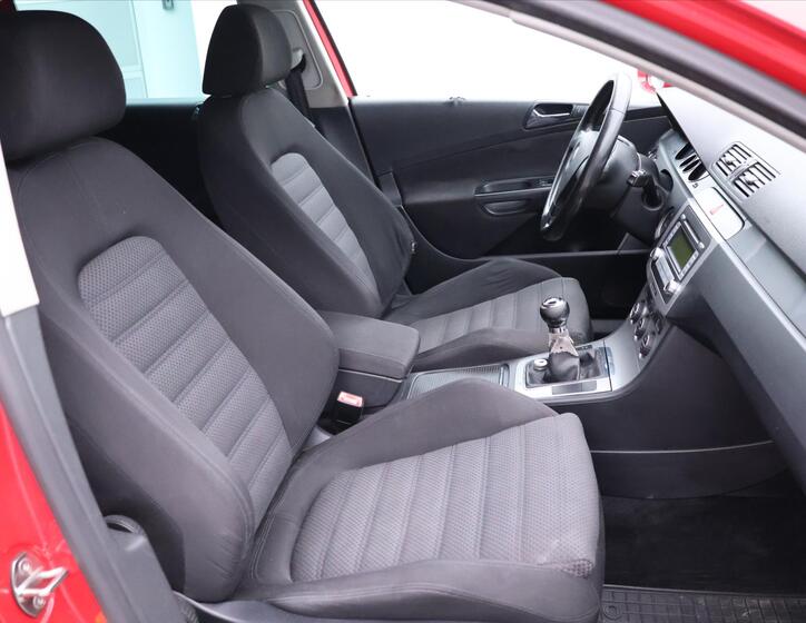 Volkswagen Passat 10