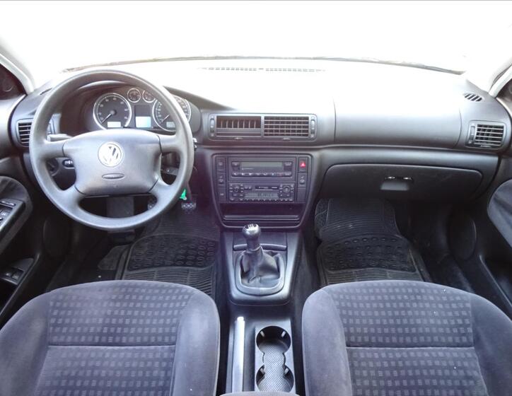 Volkswagen Passat 33