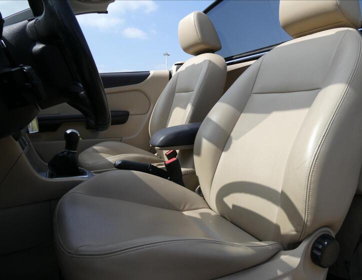 Ford Focus 24