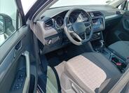 Volkswagen Tiguan 5