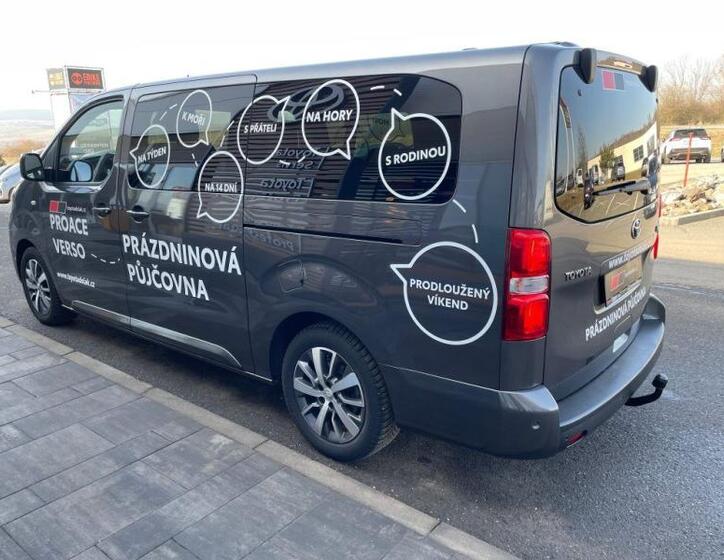 Toyota ProAce Verso 8