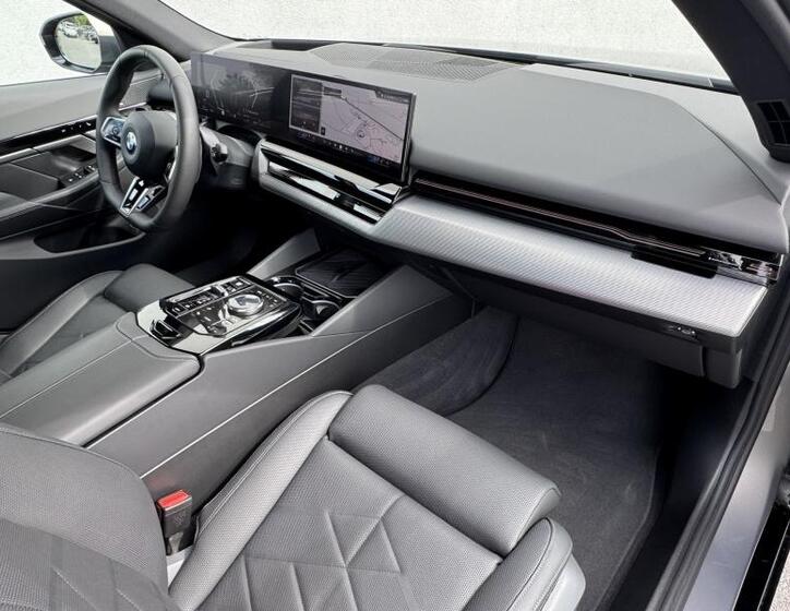 BMW Řada 5 9