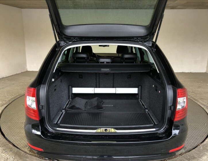 Škoda Superb 13