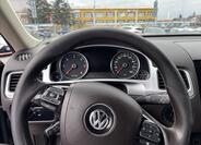 Volkswagen Touareg 12
