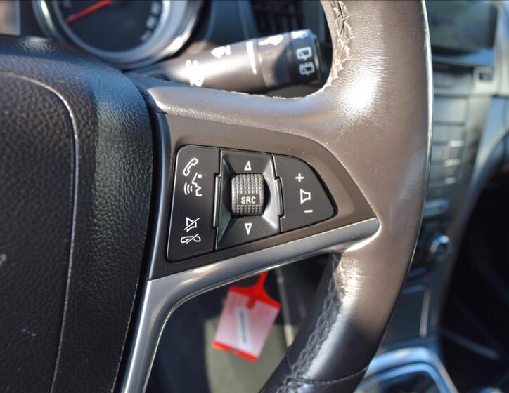 Opel Insignia 34