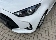Toyota Yaris 10