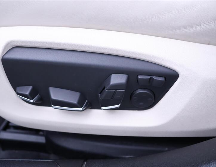 BMW Řada 7 18