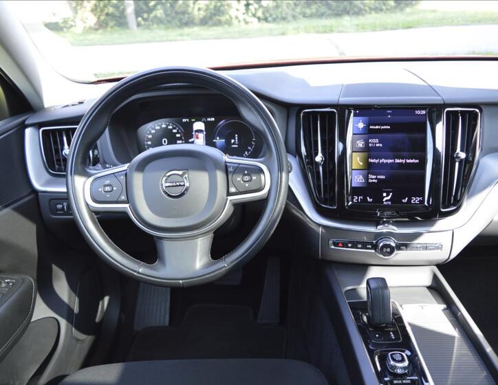 Volvo XC60 10