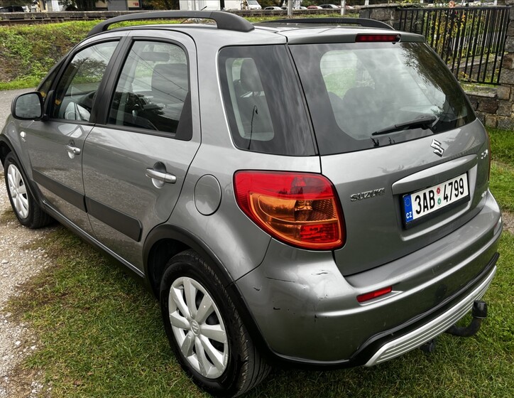 Suzuki SX4 4