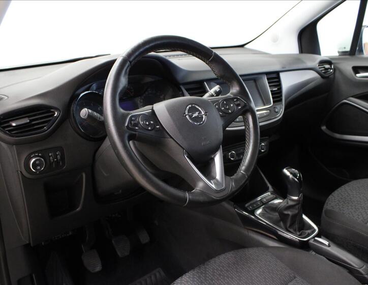 Opel Crossland 10