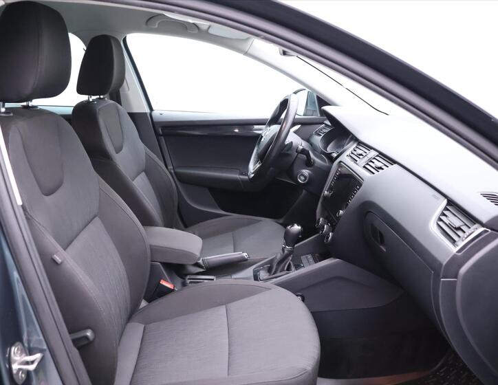 Škoda Octavia 13