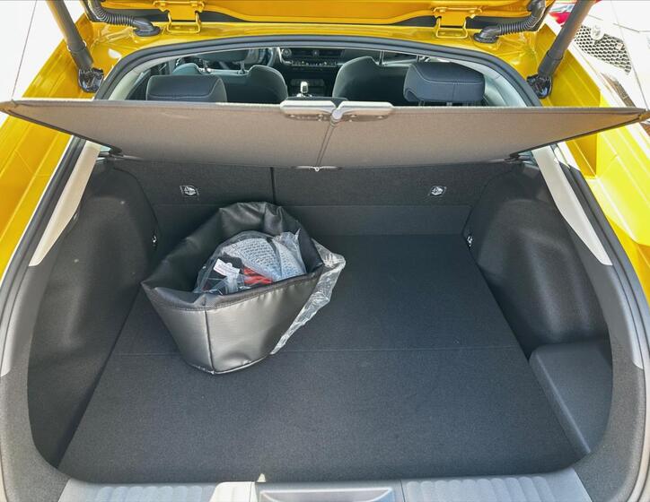 Toyota Prius 5