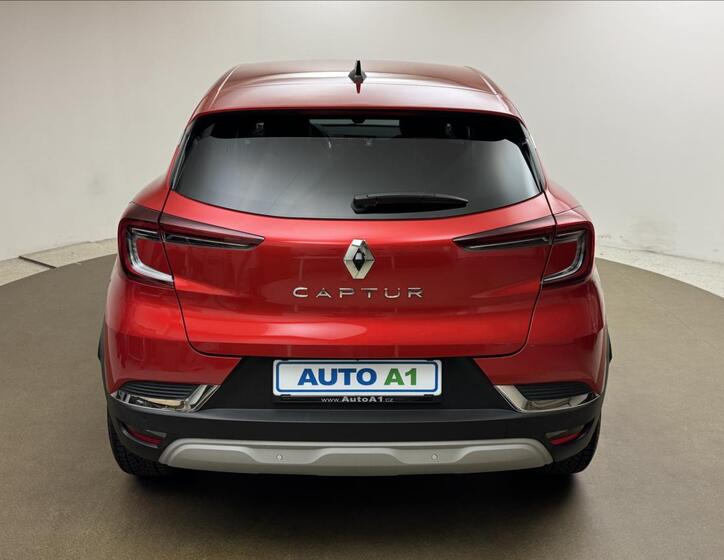 Renault Captur 5