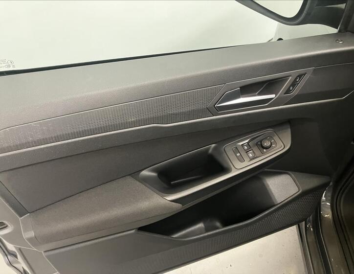 Ford Tourneo Connect 19