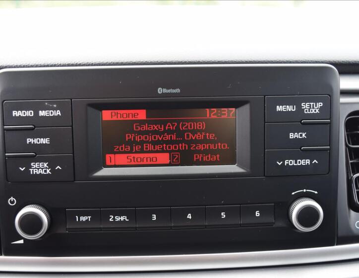 KIA Rio 42