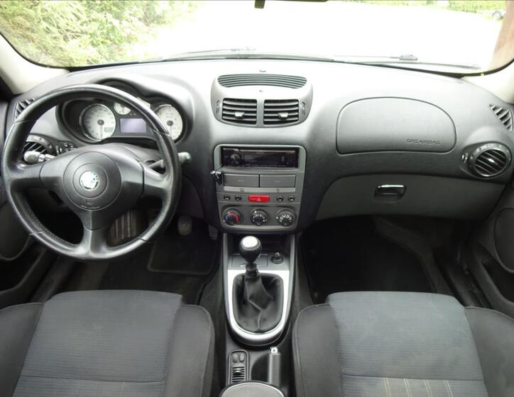 Alfa Romeo 147 31