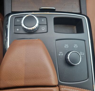 Mercedes-Benz GLE 12
