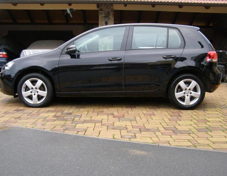 Volkswagen Golf 2