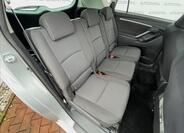 Toyota Verso 21
